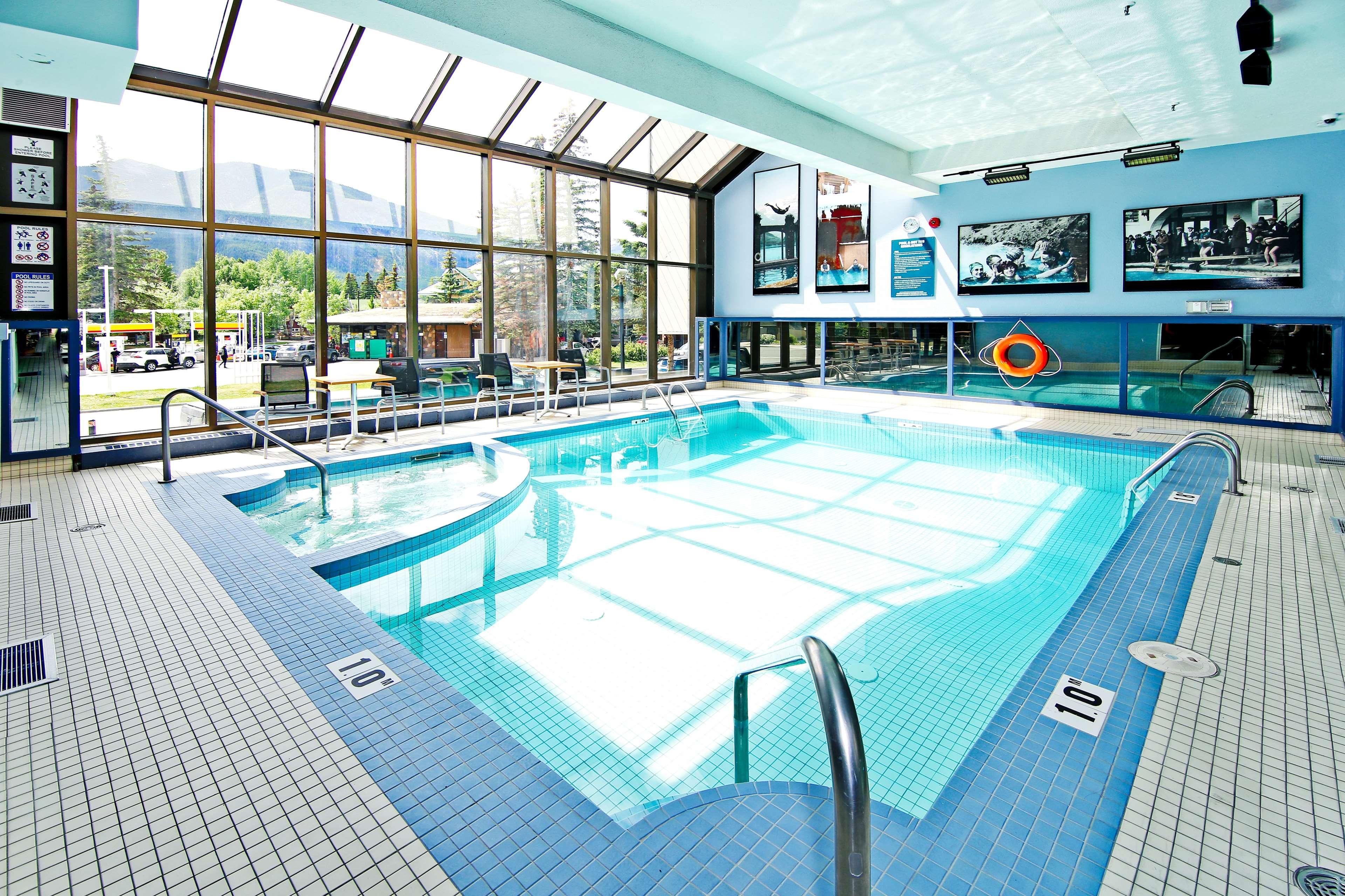 Best Western Plus Banff International Lodge Exterior foto
