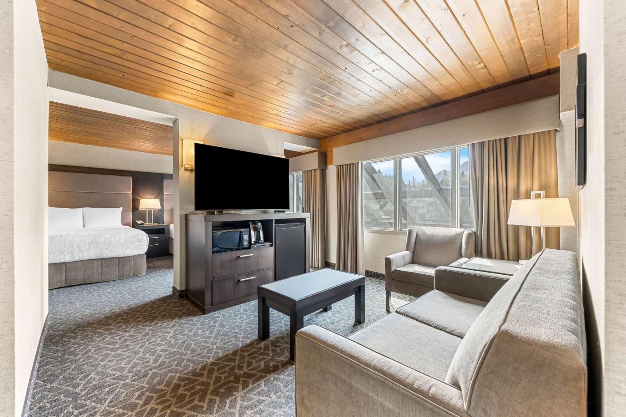 Best Western Plus Banff International Lodge Exterior foto