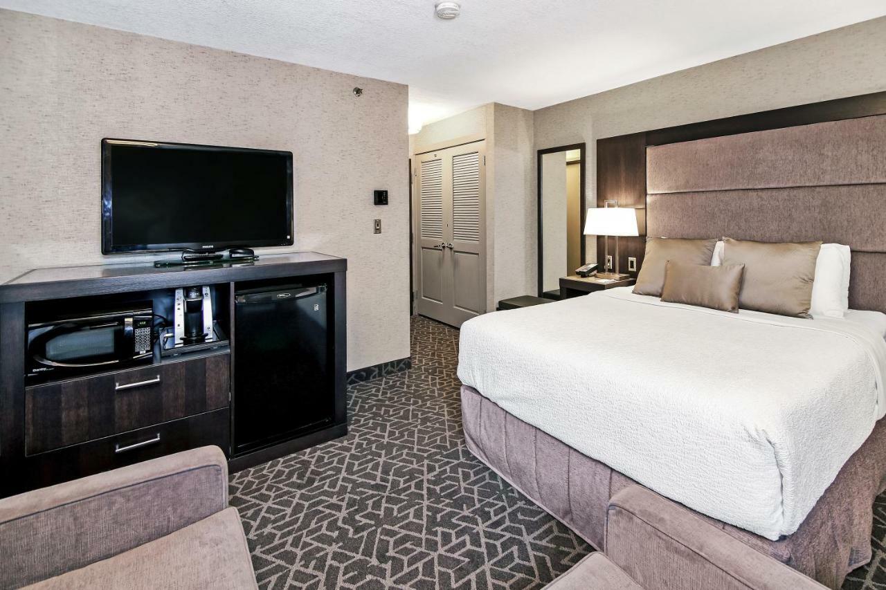 Best Western Plus Banff International Lodge Exterior foto