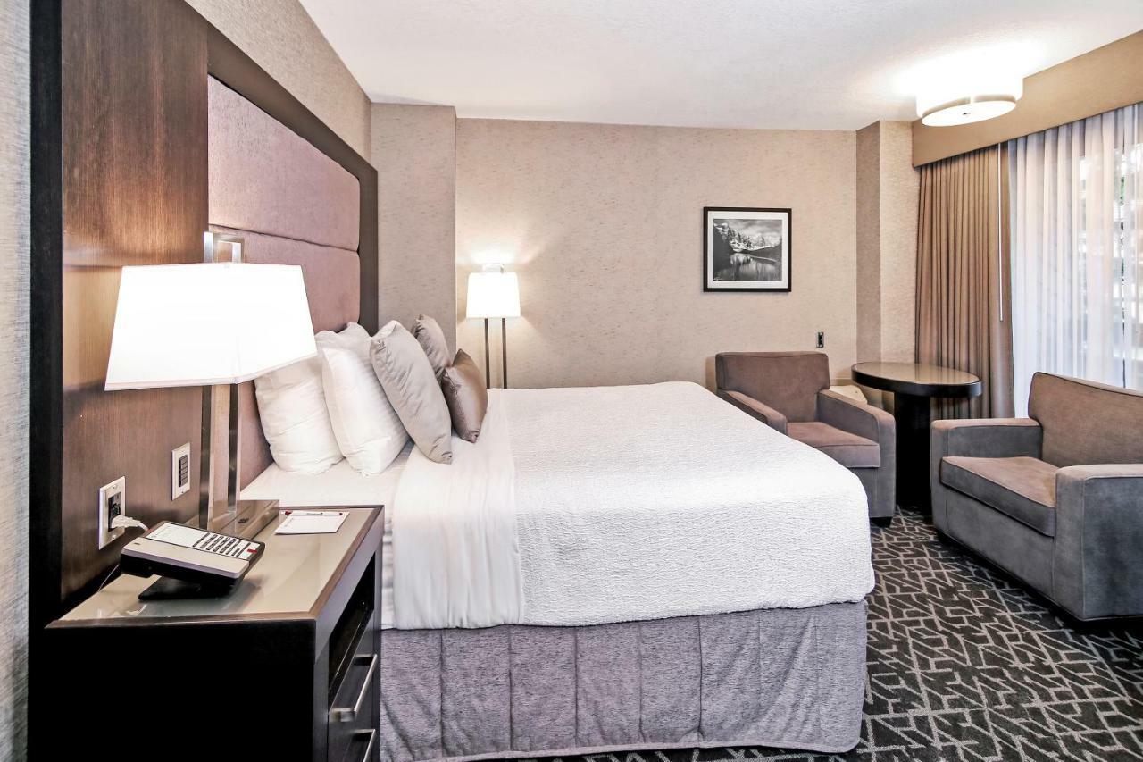 Best Western Plus Banff International Lodge Exterior foto
