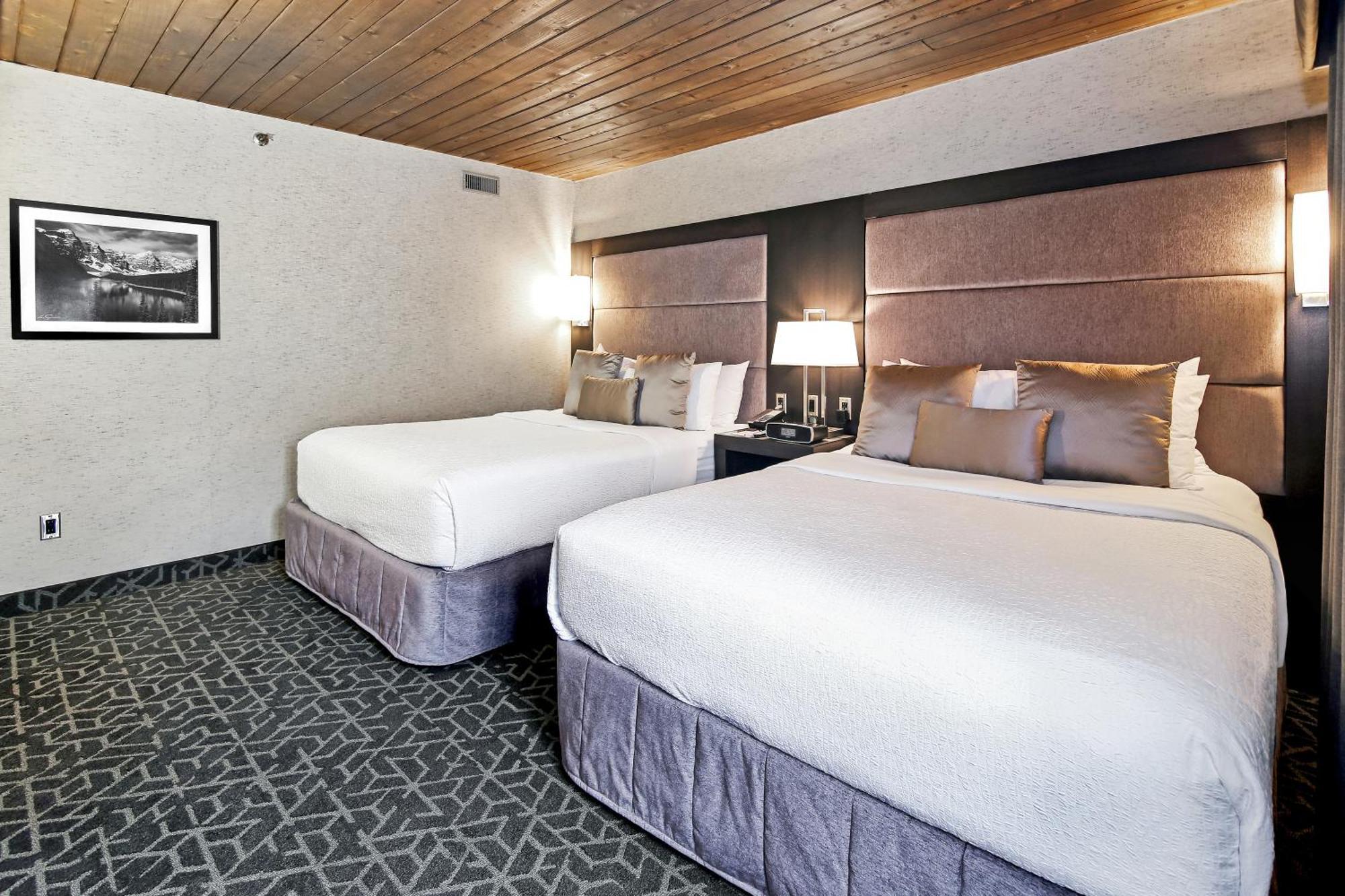 Best Western Plus Banff International Lodge Exterior foto