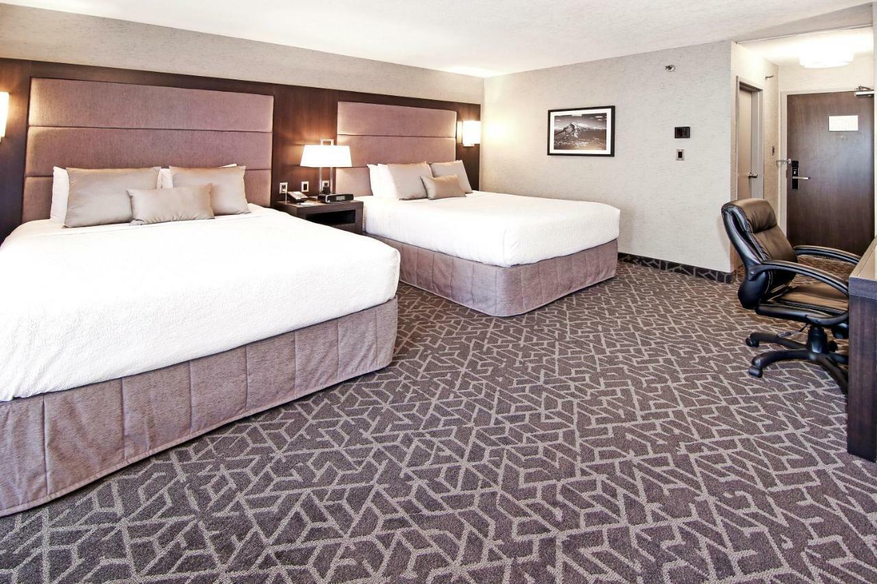 Best Western Plus Banff International Lodge Exterior foto